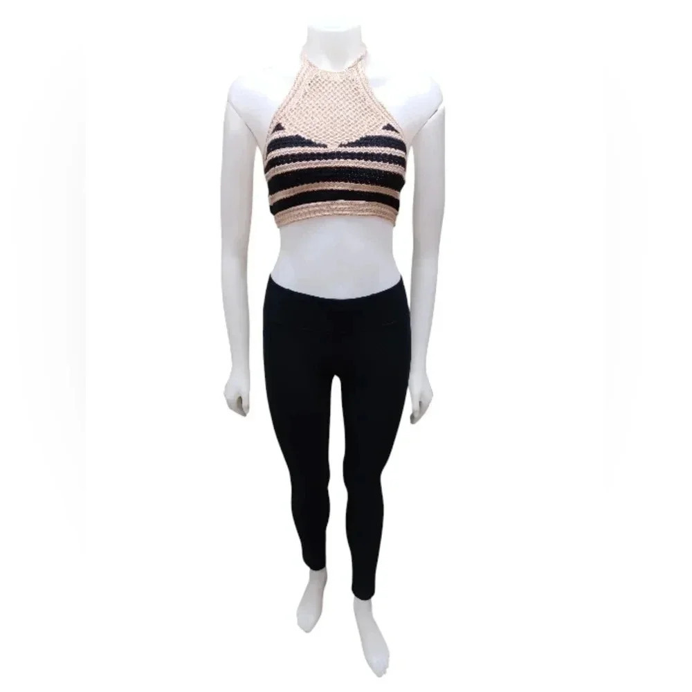 Love Knits NWT Crochet Crop Tan and Black  Top Size Small